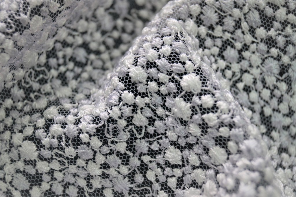Ткань фатин (сетка) с вышивкой Blumarine